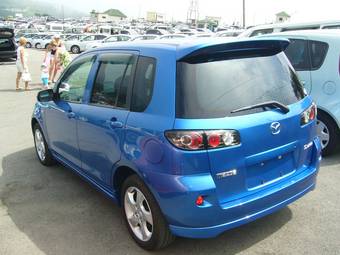 2006 Mazda Demio Photos