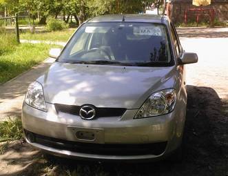 2006 Mazda Demio Pictures