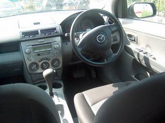 2006 Mazda Demio Photos