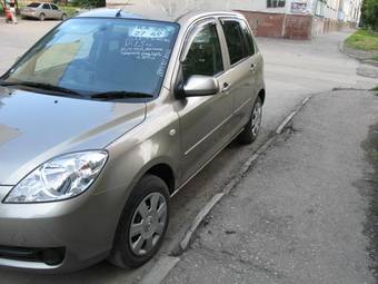 2006 Mazda Demio Photos