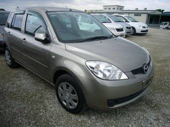 2006 Mazda Demio Pictures