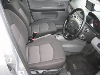 2007 Mazda Demio Photos