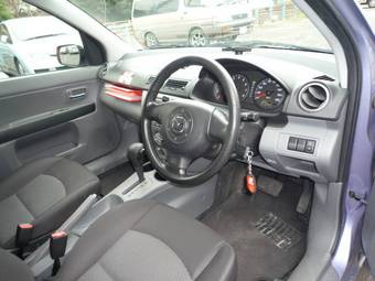 2007 Mazda Demio Pictures