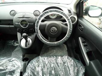 2007 Mazda Demio Pics