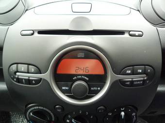 2007 Mazda Demio Photos