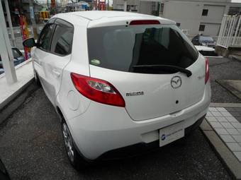 2007 Mazda Demio Photos