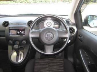 2007 Mazda Demio Photos