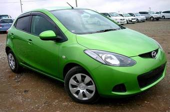 2007 Mazda Demio Photos