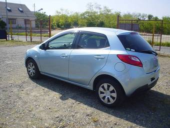 2007 Mazda Demio Photos