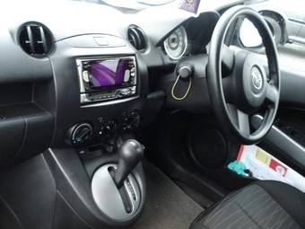 2007 Mazda Demio Photos