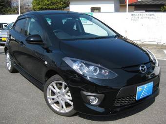 2008 Mazda Demio Photos