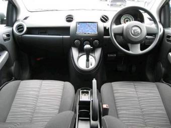 2008 Mazda Demio Pictures