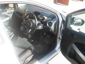 2008 Mazda Demio Photos