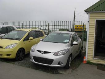 2008 Mazda Demio Pictures