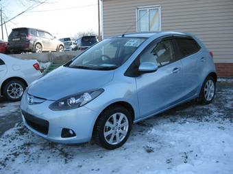2008 Mazda Demio Pictures