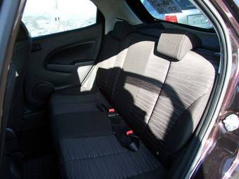 2008 Mazda Demio Pictures