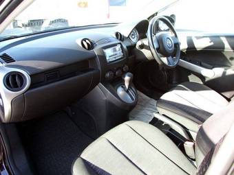 2008 Mazda Demio Pics