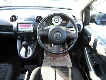 2008 Mazda Demio Photos