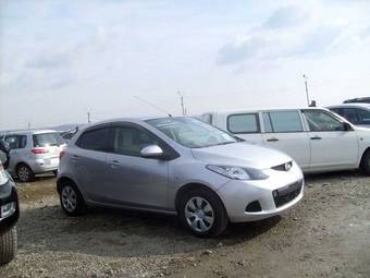 2008 Mazda Demio Pictures