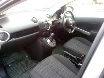 2008 Mazda Demio Photos
