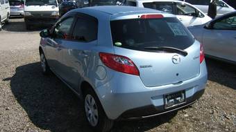 2008 Mazda Demio Pictures