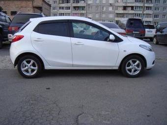 2008 Mazda Demio Photos