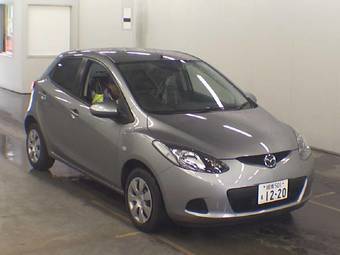 2009 Mazda Demio Photos