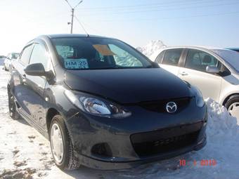 2009 Mazda Demio Photos