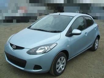 2010 Mazda Demio Pictures