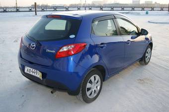 2010 Mazda Demio Photos