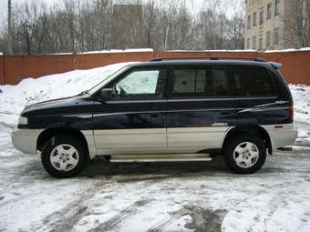 Efini MPV