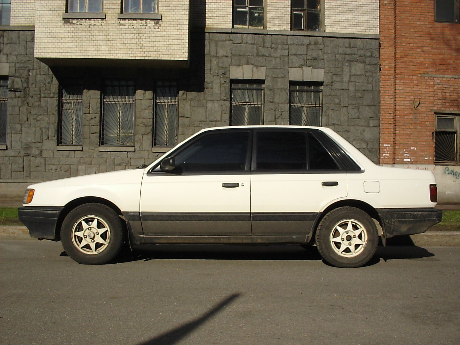 1986 Mazda Familia