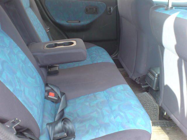 1996 Mazda Familia