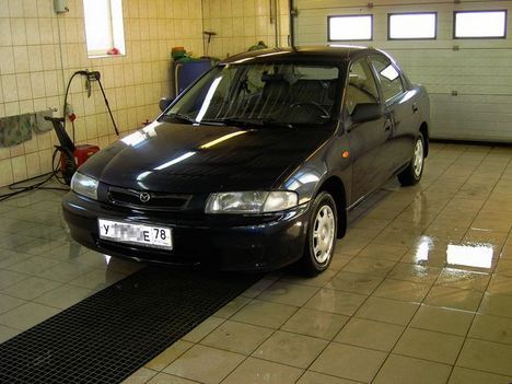 1997 Mazda Familia
