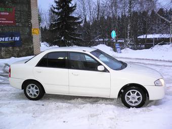 1998 Mazda Familia