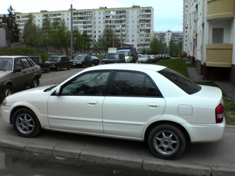 1998 Mazda Familia