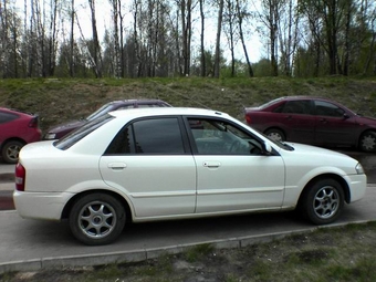 1998 Mazda Familia