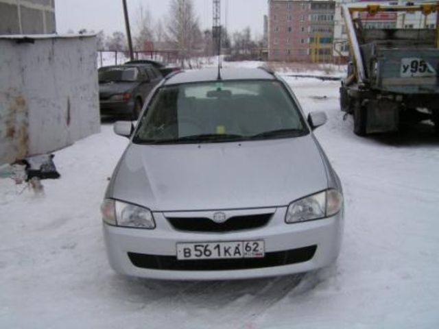 1998 Mazda Familia