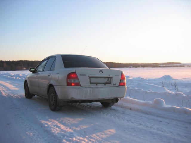 1998 Mazda Familia