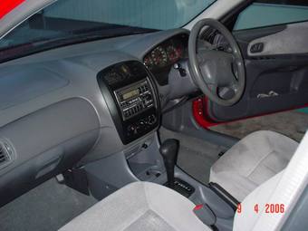1998 Mazda Familia Photos