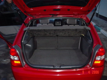 1998 Mazda Familia Pictures