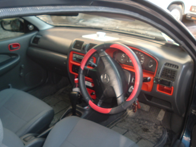 1998 Mazda Familia Images