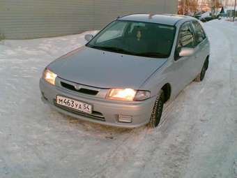 1998 Mazda Familia Images