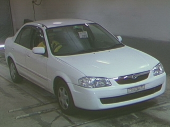 1999 Mazda Familia