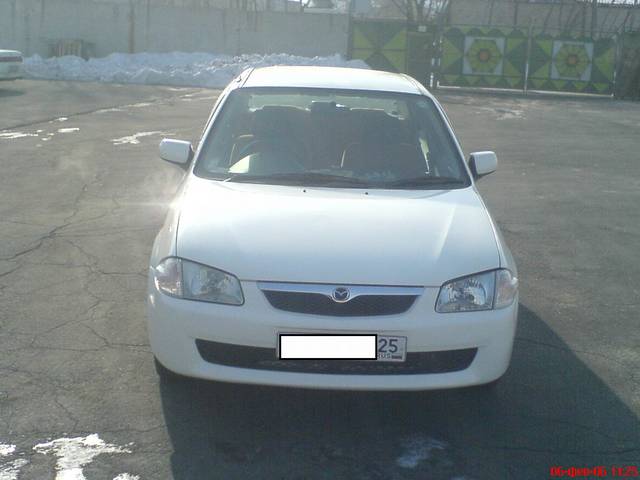 1999 Mazda Familia