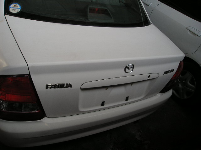 1999 Mazda Familia