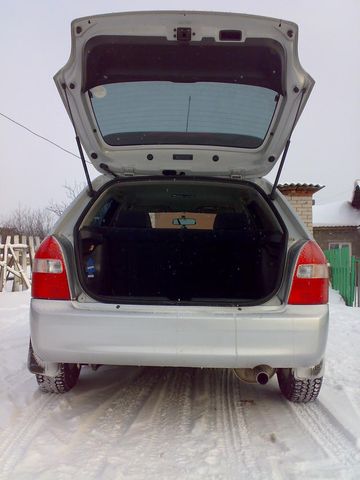 1999 Mazda Familia