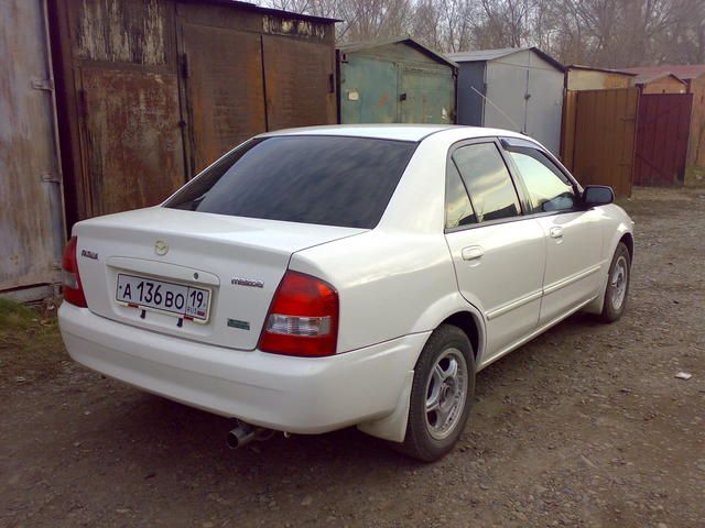 1999 Mazda Familia