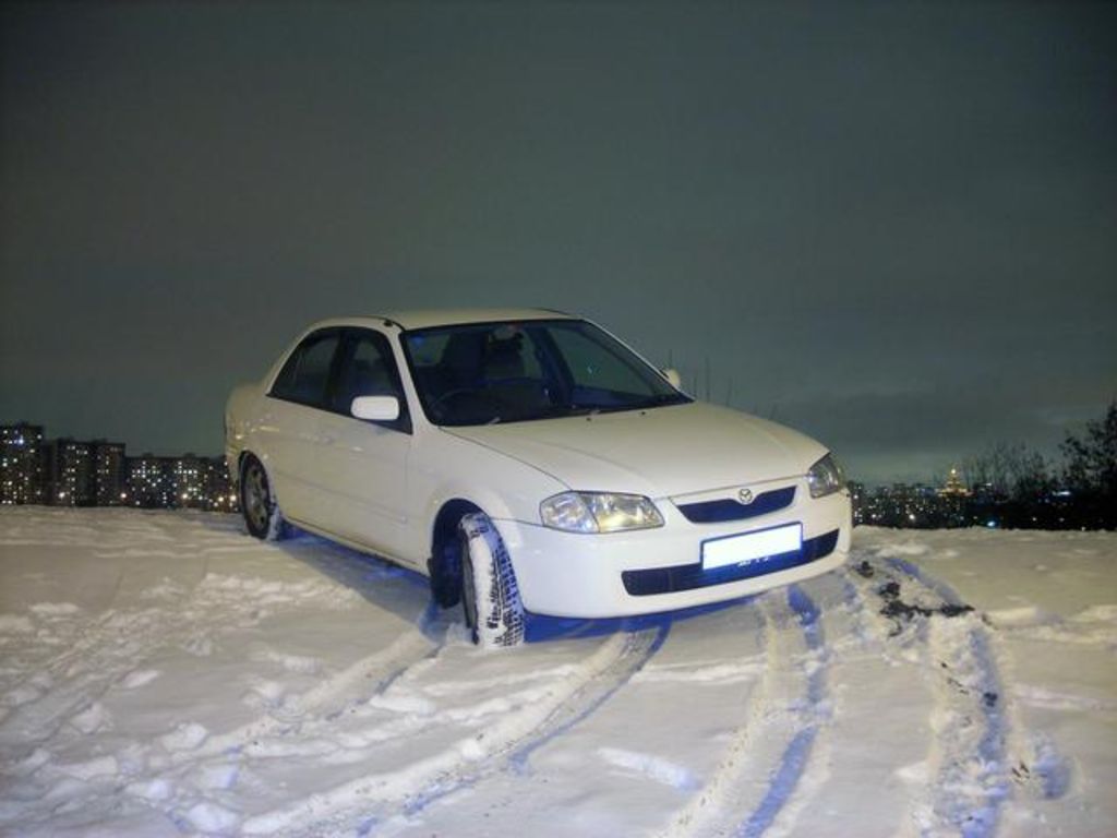 1999 Mazda Familia