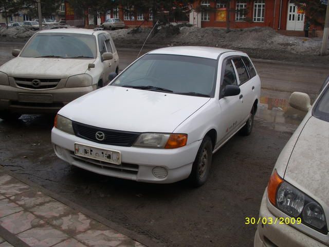 1999 Mazda Familia